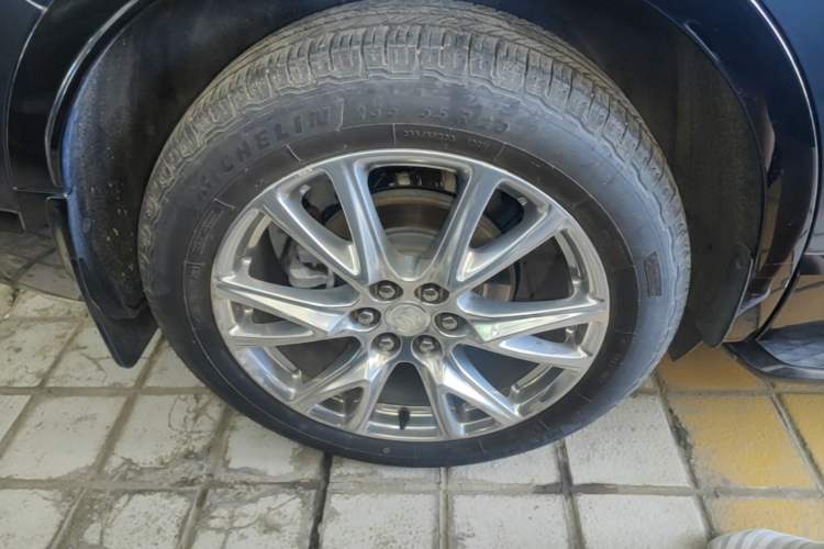 Used Buick Enclave 2022 652T 4x4 Prestige Flagship 7-Seater Right Rear Wheel Hub