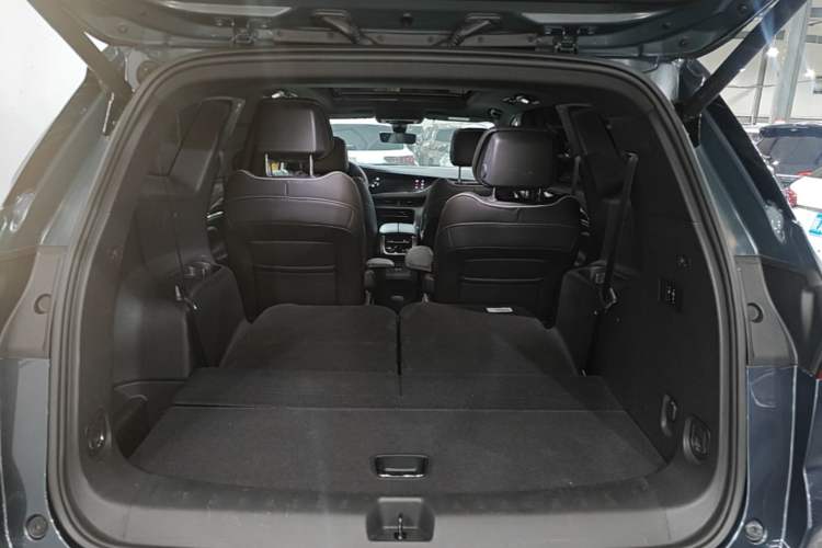 Used Buick Enclave 2022 652T 4x4 Prestige Flagship 6-Seater Trunk