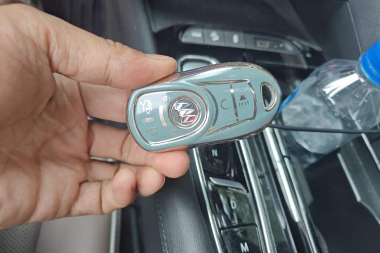 Used Buick Enclave 2022 652T 4x4 Prestige Flagship 7-Seater Vehicle Key