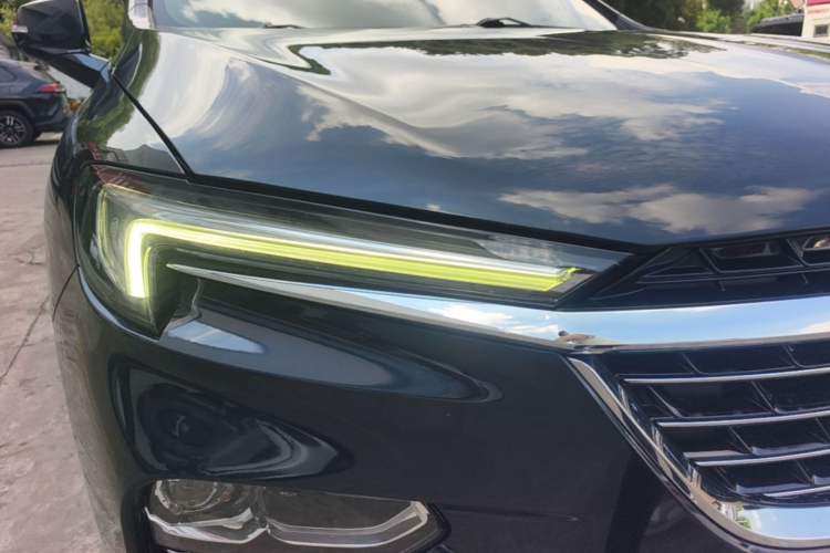 Used Buick Enclave 2022 652T 4x4 Prestige Flagship 7-Seater Right Front Headlight