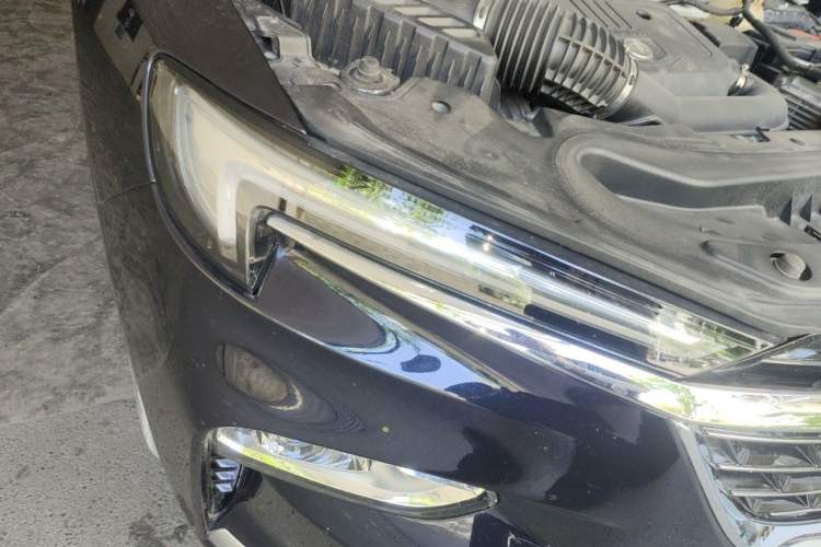 Used Buick Enclave 2022 652T Four-Wheel Drive Prestige 7-Seater Right Front Headlight