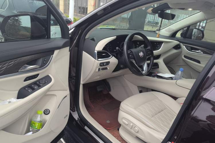 Used Buick Enclave 2022 652T 4x4 Avenir 6-Seater Driver Seat