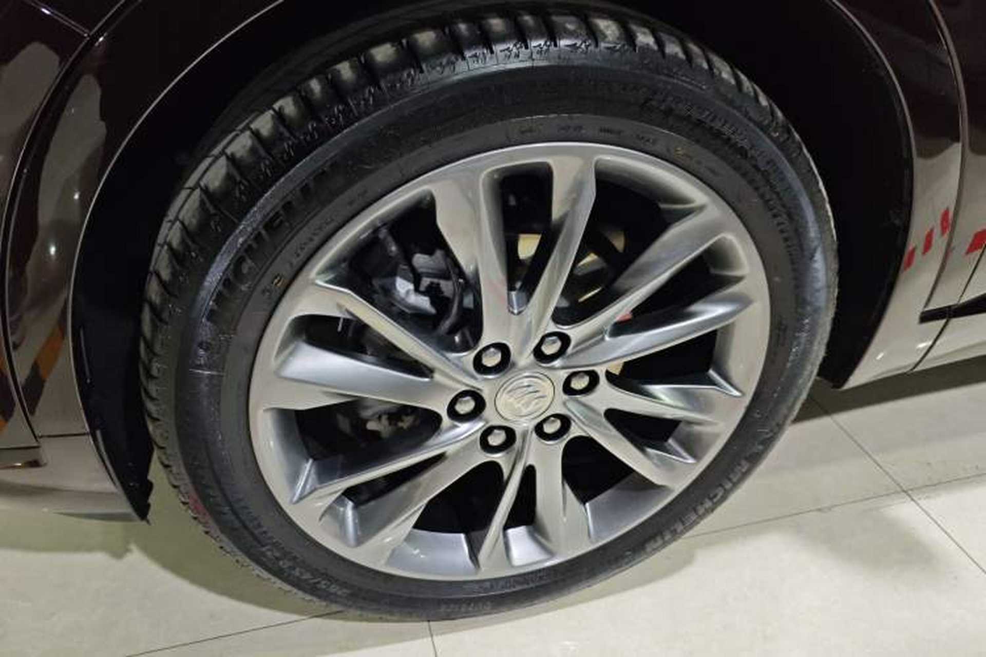 Used Buick Enclave 2022 652T 4x4 Avenir 6-Seater Exterior 7
