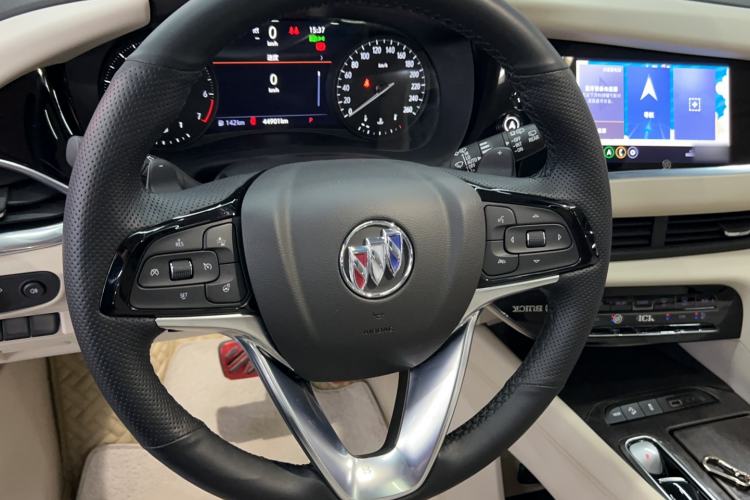 Used Buick Enclave 2022 652T 4x4 Avenir 6-Seater Interior 5