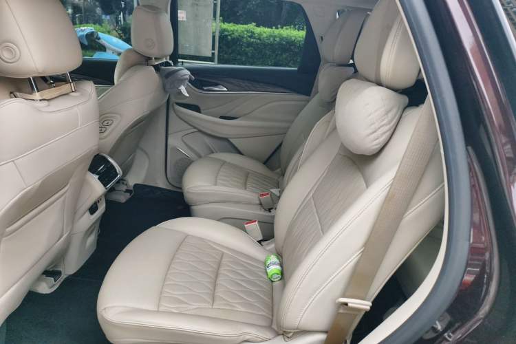 Used Buick Enclave 2022 652T 4x4 Avenir 6-Seater Left Rear Seat
