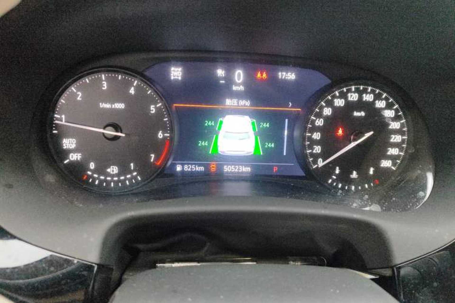 Used Buick Enclave 2022 652T 4x4 Avenir 6-Seater Odometer Close Up