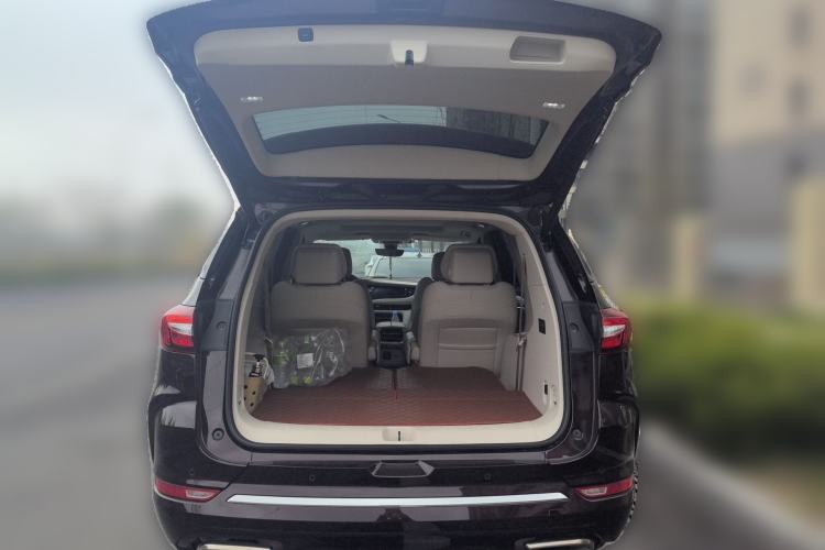 Used Buick Enclave 2022 652T 4x4 Avenir 6-Seater Trunk