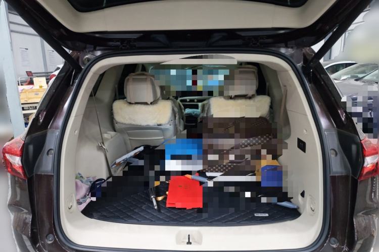 Used Buick Enclave 2022 652T 4x4 Avenir 6-Seater Trunk