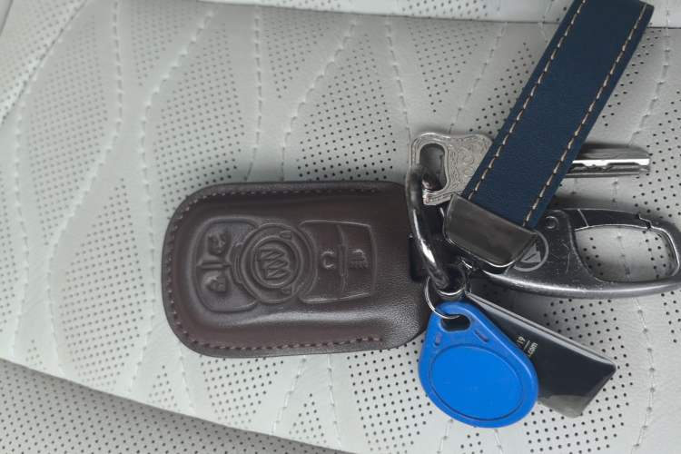Used Buick Enclave 2022 652T 4x4 Avenir 6-Seater Vehicle Key