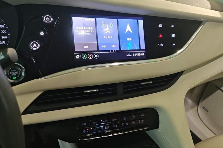 Used Buick Enclave 2022 652T 4x4 Avenir 6-Seater Audio And AC Panel