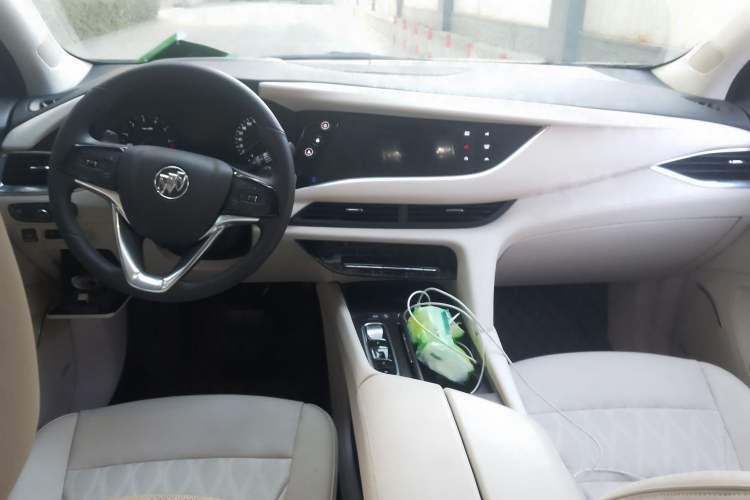 Used Buick Enclave 2022 652T 4x4 Avenir 6-Seater Center Console