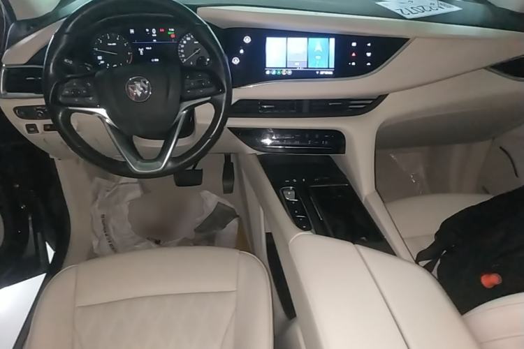 Used Buick Enclave 2022 652T 4x4 Avenir 6-Seater Center Console