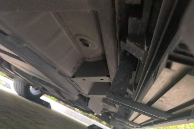 Used Buick Enclave 2022 652T 4x4 Avenir 6-Seater Chassis Front Left