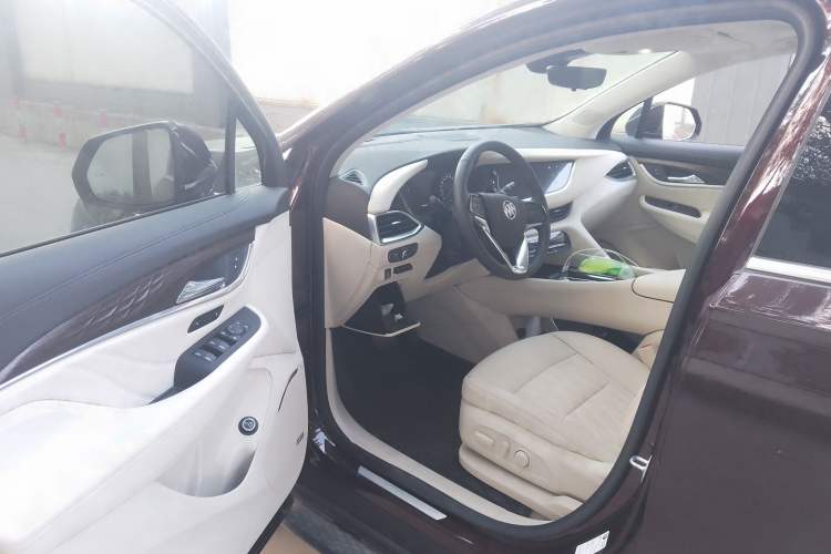 Used Buick Enclave 2022 652T 4x4 Avenir 6-Seater Driver Seat