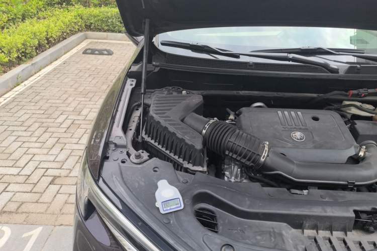 Used Buick Enclave 2022 652T 4x4 Avenir 6-Seater Engine Bay Right