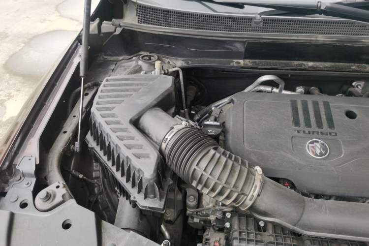 Used Buick Enclave 2022 652T 4x4 Avenir 6-Seater Engine Bay Right