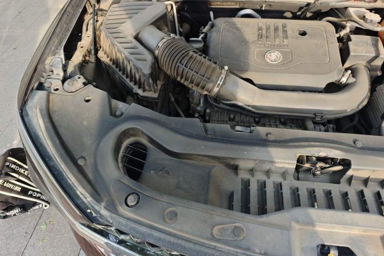 Used Buick Enclave 2022 652T 4x4 Avenir 6-Seater Engine Bay Right
