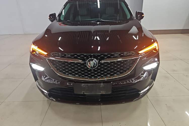 Used Buick Enclave 2022 652T 4x4 Avenir 6-Seater Front