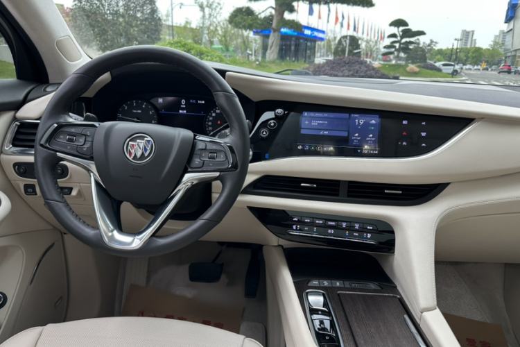 Used Buick Enclave 2022 652T 4x4 Avenir 6-Seater Interior 3