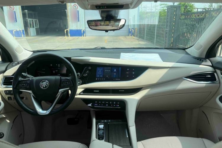 Used Buick Enclave 2022 652T 4x4 Avenir 6-Seater Interior 4