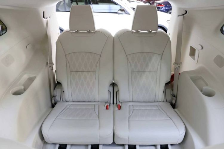 Used Buick Enclave 2022 652T 4x4 Avenir 6-Seater Interior 7