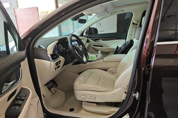 Used Buick Enclave 2022 652T 4x4 Avenir 6-Seater Left Front Seat
