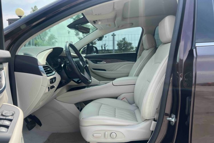 Used Buick Enclave 2022 652T 4x4 Avenir 6-Seater Left Front Seat