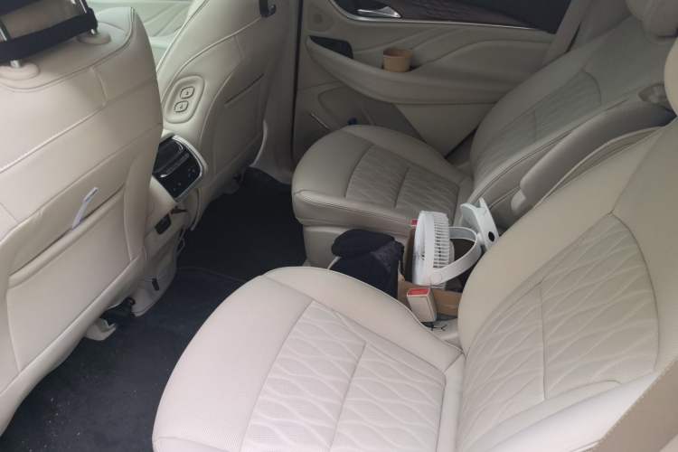 Used Buick Enclave 2022 652T 4x4 Avenir 6-Seater Left Rear Seat