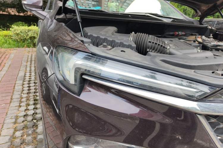 Used Buick Enclave 2022 652T 4x4 Avenir 6-Seater Right Front Headlight