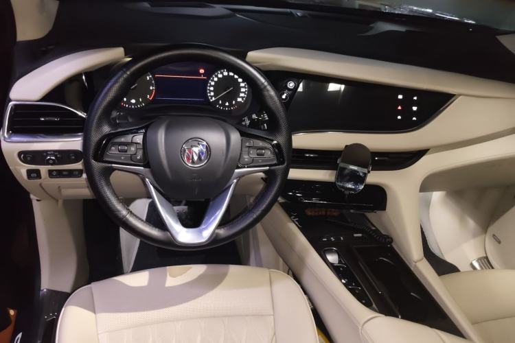 Used Buick Enclave 2022 652T 4x4 Avenir 6-Seater Steering Wheel