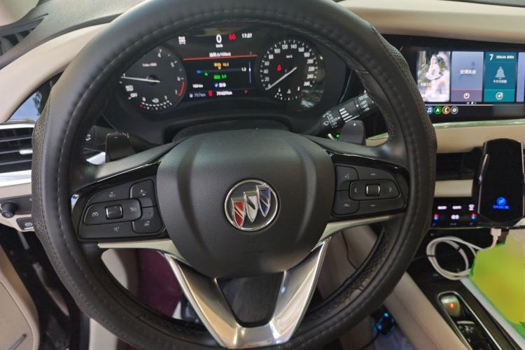 Used Buick Enclave 2022 652T 4x4 Avenir 6-Seater Steering Wheel