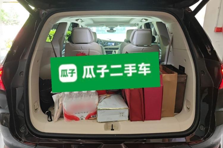 Used Buick Enclave 2022 652T 4x4 Avenir 6-Seater Trunk