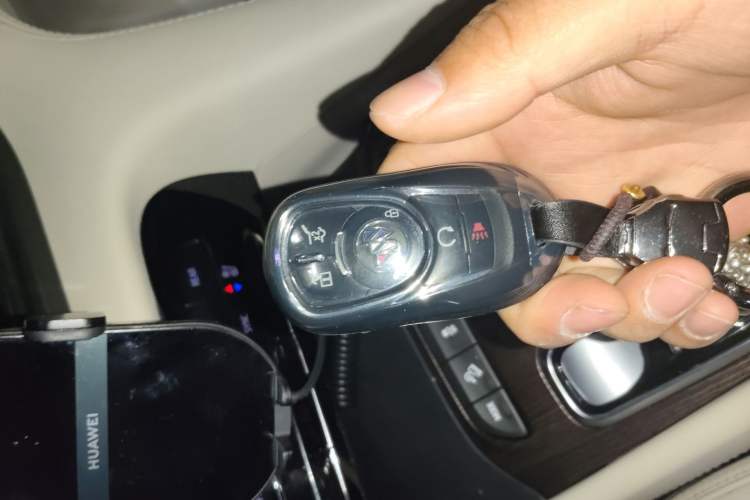 Used Buick Enclave 2022 652T 4x4 Avenir 6-Seater Vehicle Key