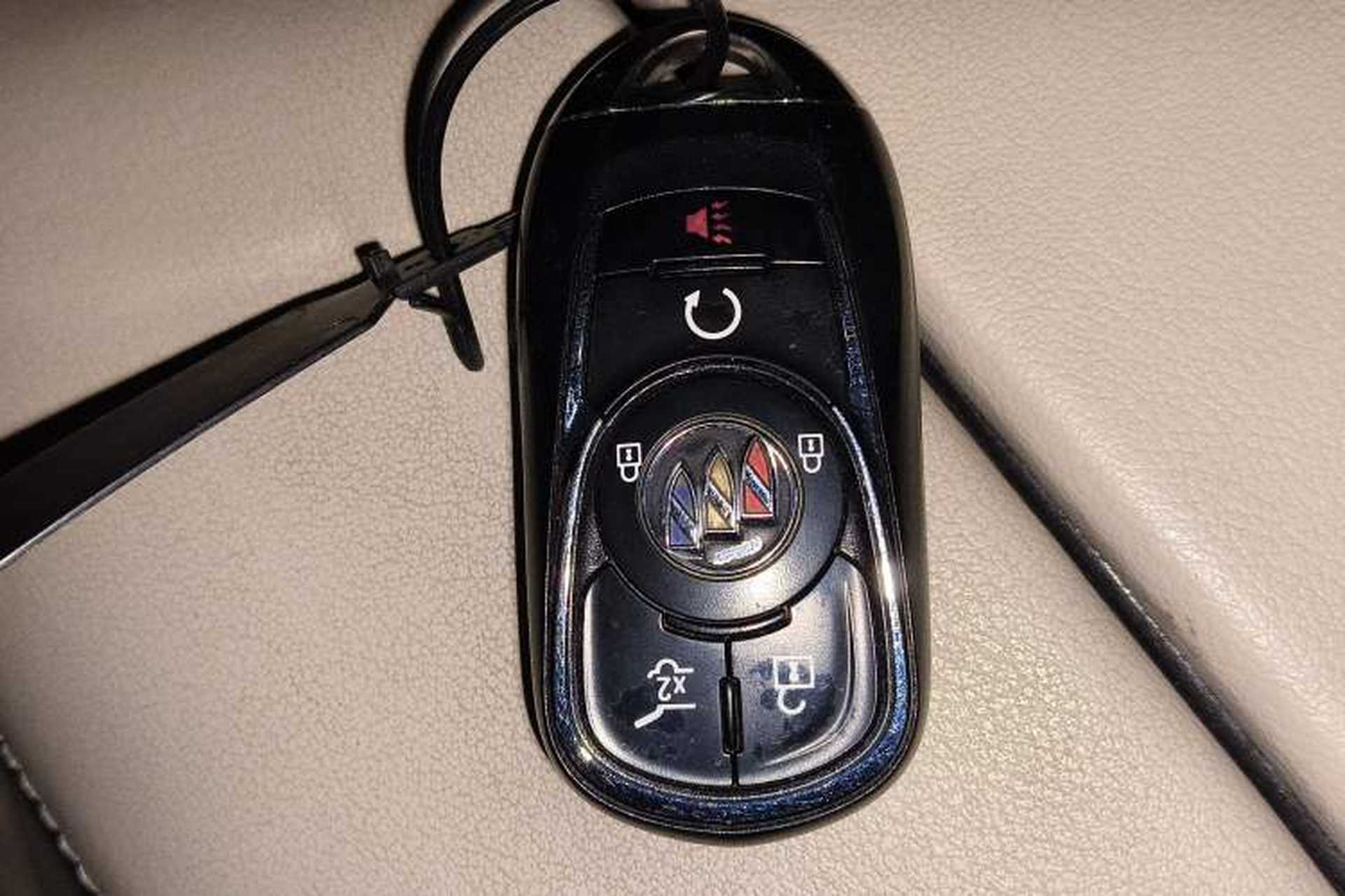 Used Buick Enclave 2022 652T 4x4 Avenir 6-Seater Vehicle Key