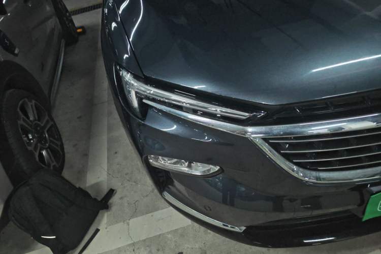 Used Buick Enclave 2022 652T Two-Wheel-Drive Prestige 7-Seater Right Front Headlight