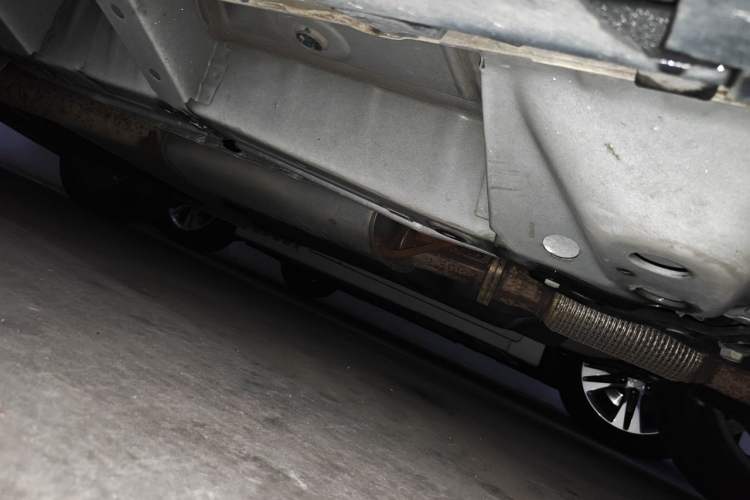 Used Buick Enclave  Chassis Front Right