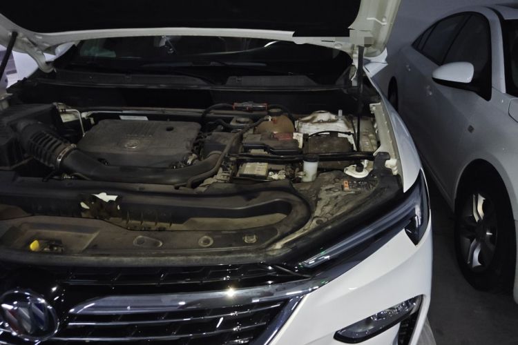 Used Buick Enclave  Engine Bay Left