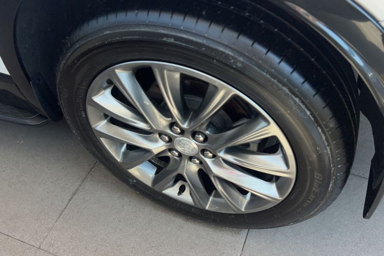 Used Buick Enclave 2022 652T Two-Wheel-Drive Prestige 7-Seater Exterior 4