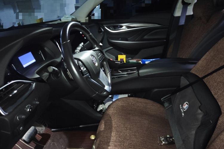 Used Buick Enclave  Left Front Seat