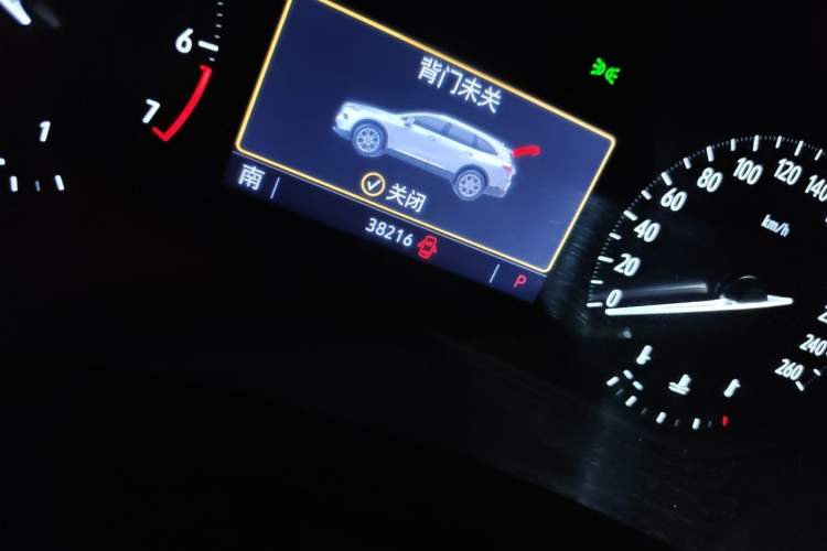 Used Buick Enclave  Odometer Close Up