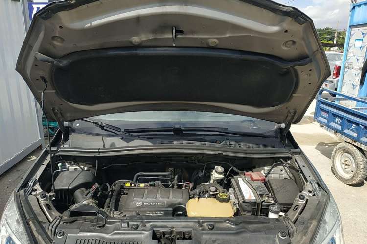 Used Buick Encore 2013 1.4T Automatic Two-Wheel Drive Elite Model Engine Bay
