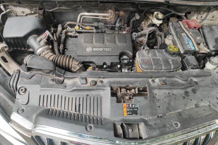 Used Buick Encore 2013 1.4T Manual Two-Wheel Drive Entry Model Engine Bay