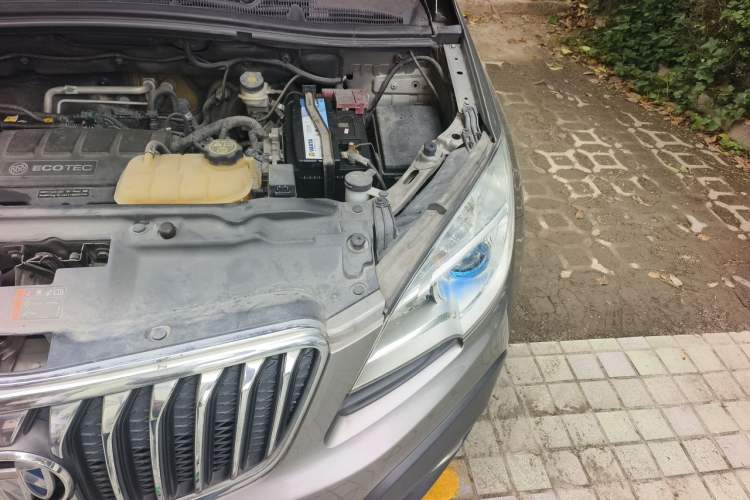 Used Buick Encore 2013 1.4T Automatic Two-Wheel Drive Leading Model Engine Bay Left