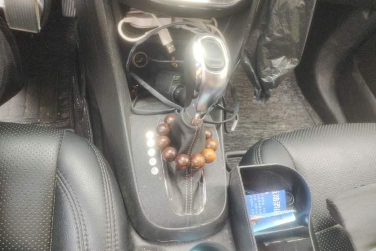 Used Buick Encore 2013 1.4T Automatic Two-Wheel Drive Elite Model Gear Lever