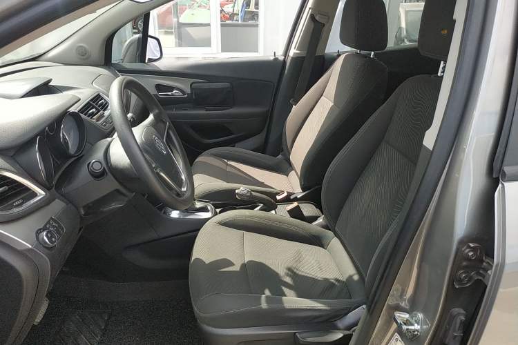 Used Buick Encore 2013 1.4T Automatic Two-Wheel Drive Elite Model Left Front Seat