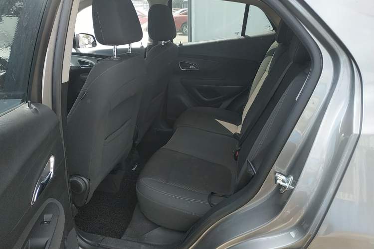 Used Buick Encore 2013 1.4T Automatic Two-Wheel Drive Elite Model Left Rear Seat