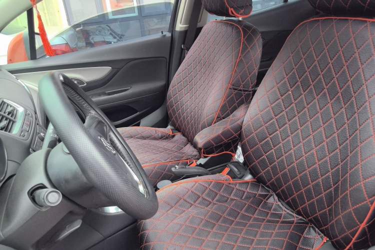 Used Buick Encore 2013 1.4T Automatic Two-Wheel Drive Elite Model Left Front Seat