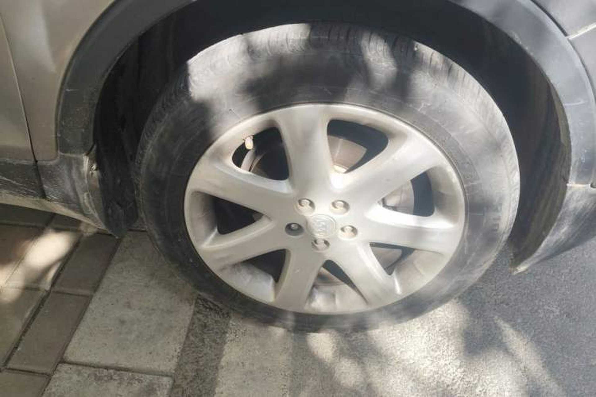 Used Buick Encore 2013 1.4T Automatic Two-Wheel Drive Leading Model Right Front Wheel Hub