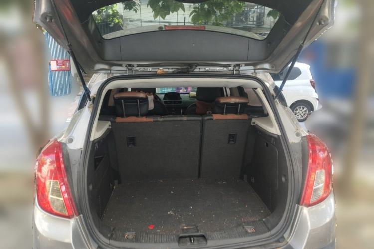 Used Buick Encore 2013 1.4T Automatic Two-Wheel Drive Leading Model Trunk