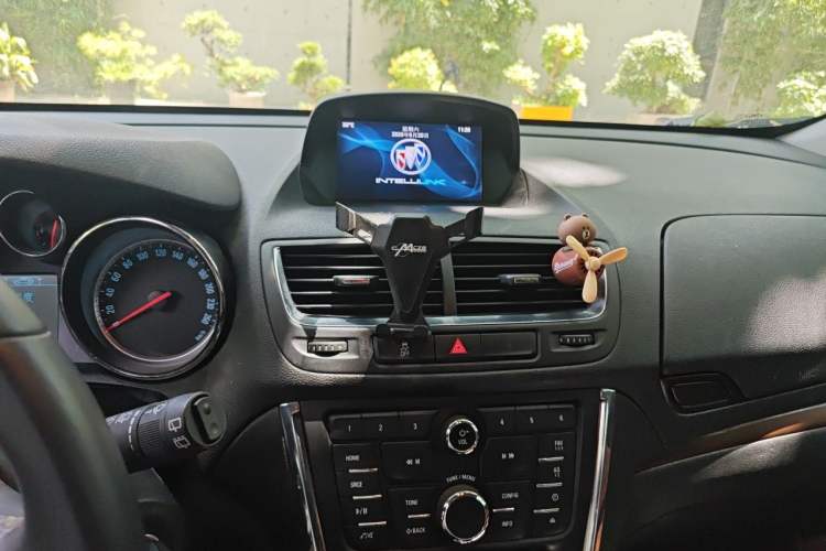 Used Buick Encore 2013 1.4T Automatic All-Wheel Drive Flagship Edition Audio And AC Panel